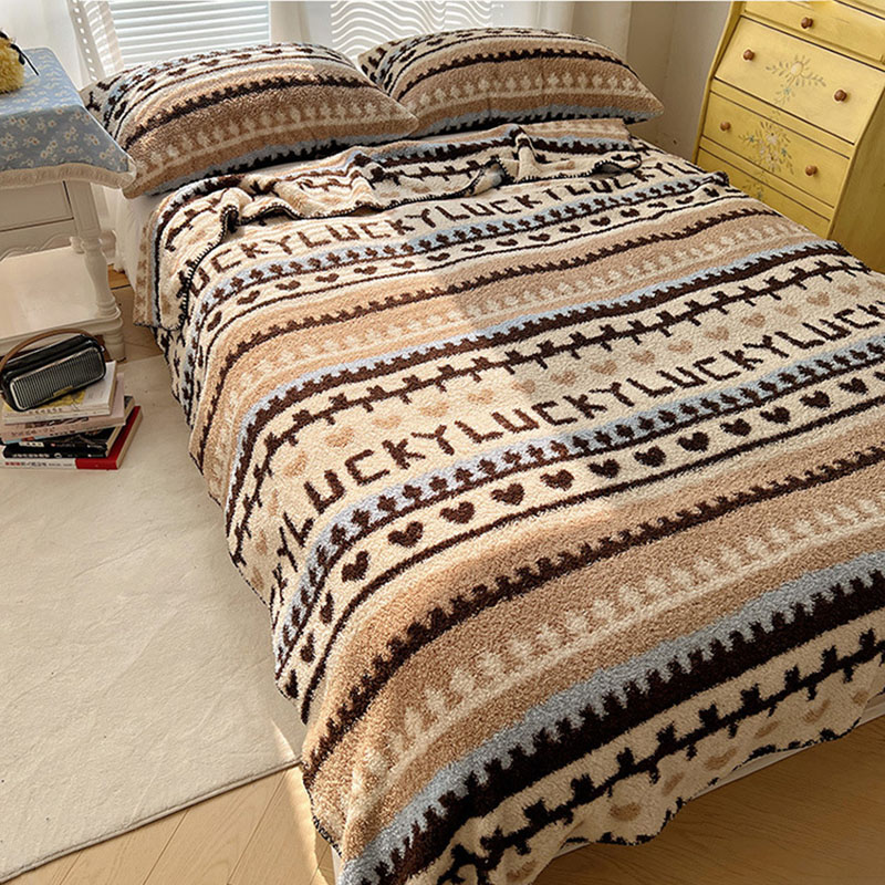 Coperta Morbida in Peluche Boh - Home Textiles Europe recensione e prezzo